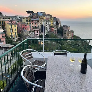 Isola - In The Center With Terrace - Sea View & Ac Apartment