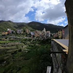 Gasthuis Punto Zero, Corniglia